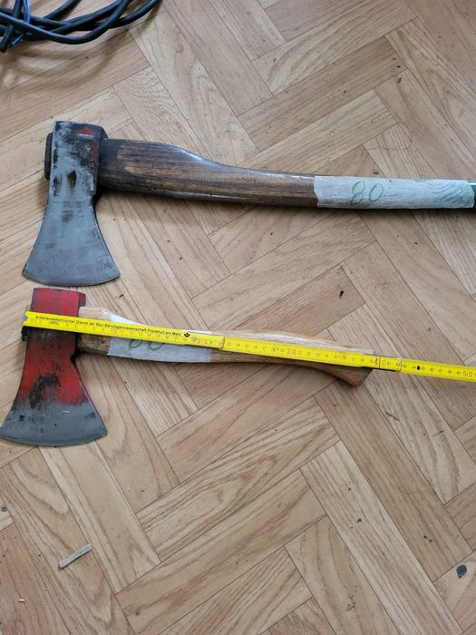 Butelka bardzo stara oraz inne rzeczy