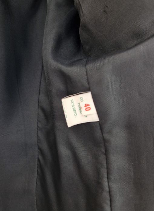 Blazer Cerimónia Toypes 40 Senhora

Em muito bom estado. 

Entrego na