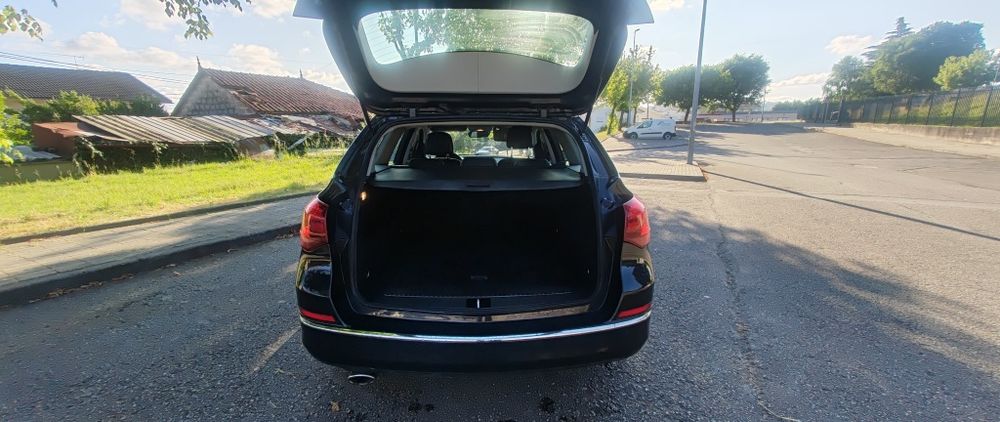 Opel Astra J cdti caixa automática