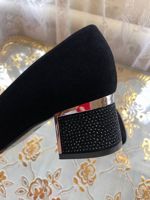 Жіночі туфлі 38 р