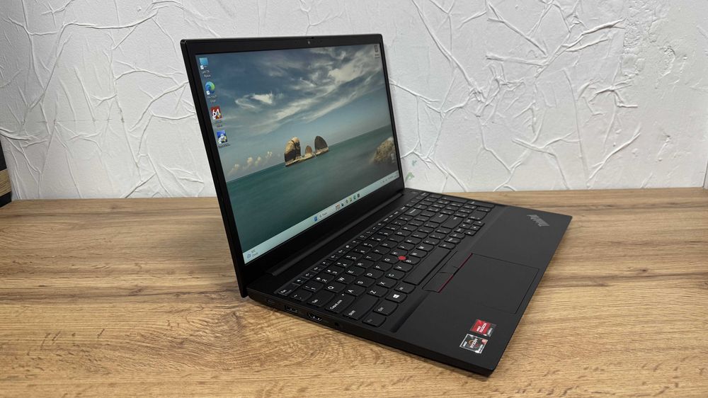 ThinkPad E15 Gen 3 – Ryzen 5 5500U, 12GB, 256GB SSD