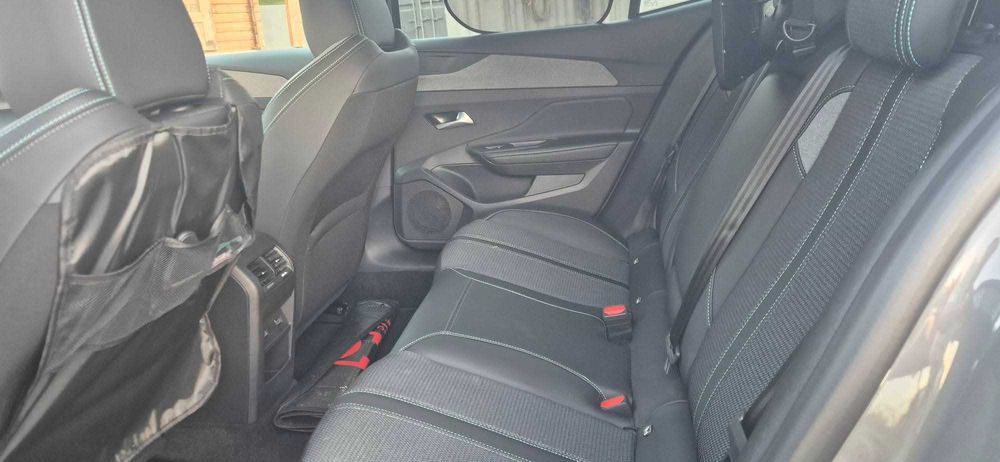 Peugeot 408 1.2 Mild Hybrid  145 CV – Allure