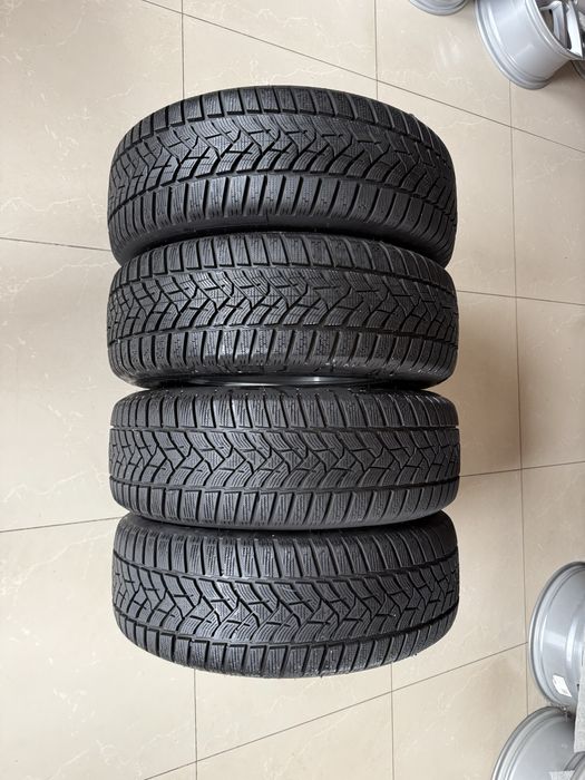 Диски оригінал Skoda Superb r16/5/112 шини зимові 215/60/16 Dunlop