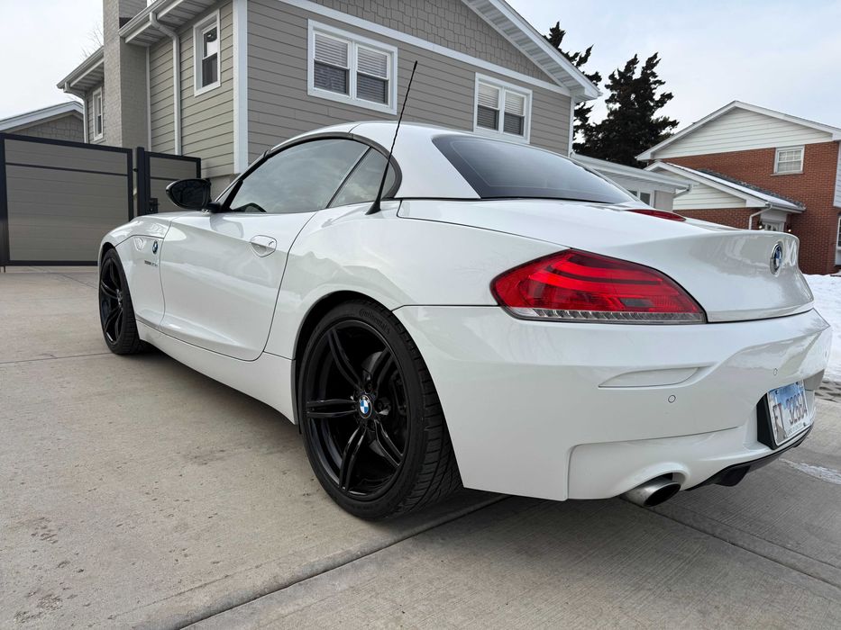 2011 BMW Z4 sDrive35is