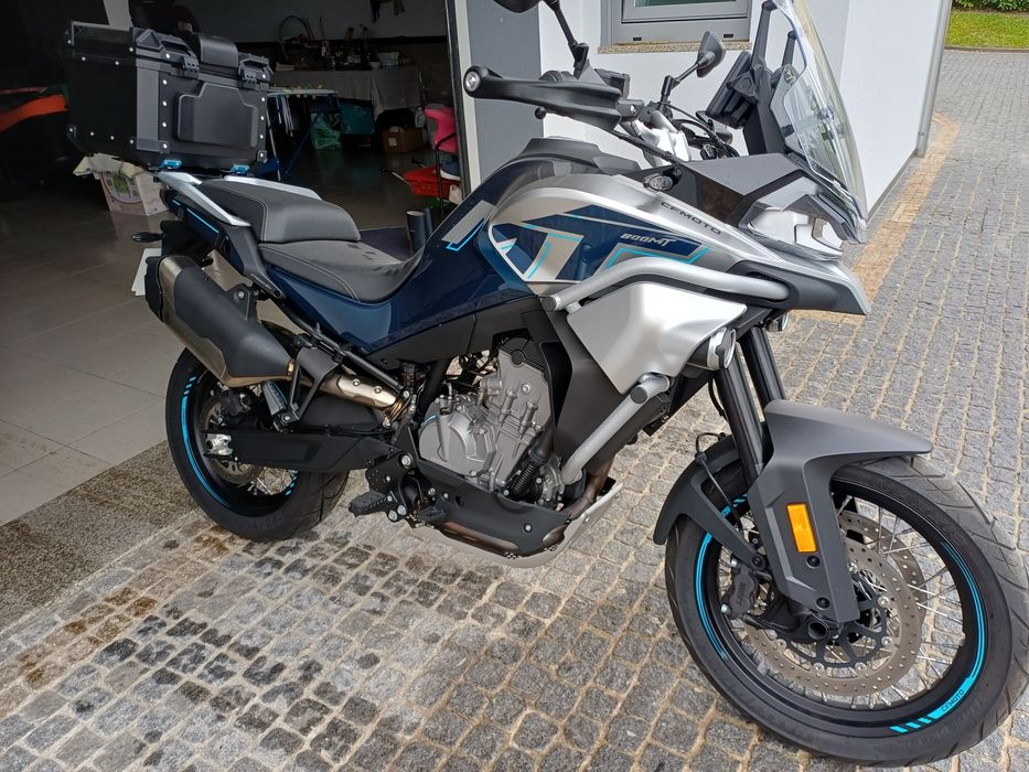 Cf moto 800mt sport só 1700klm