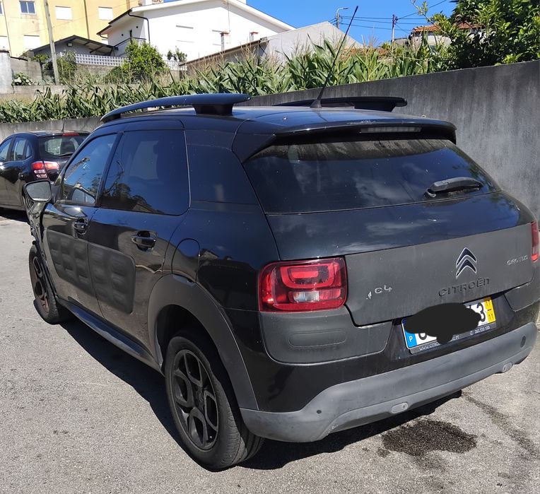 Vendo citroen c4 catus 1.2 vti 2017 nacional com 69 mil km  acidentado salvado