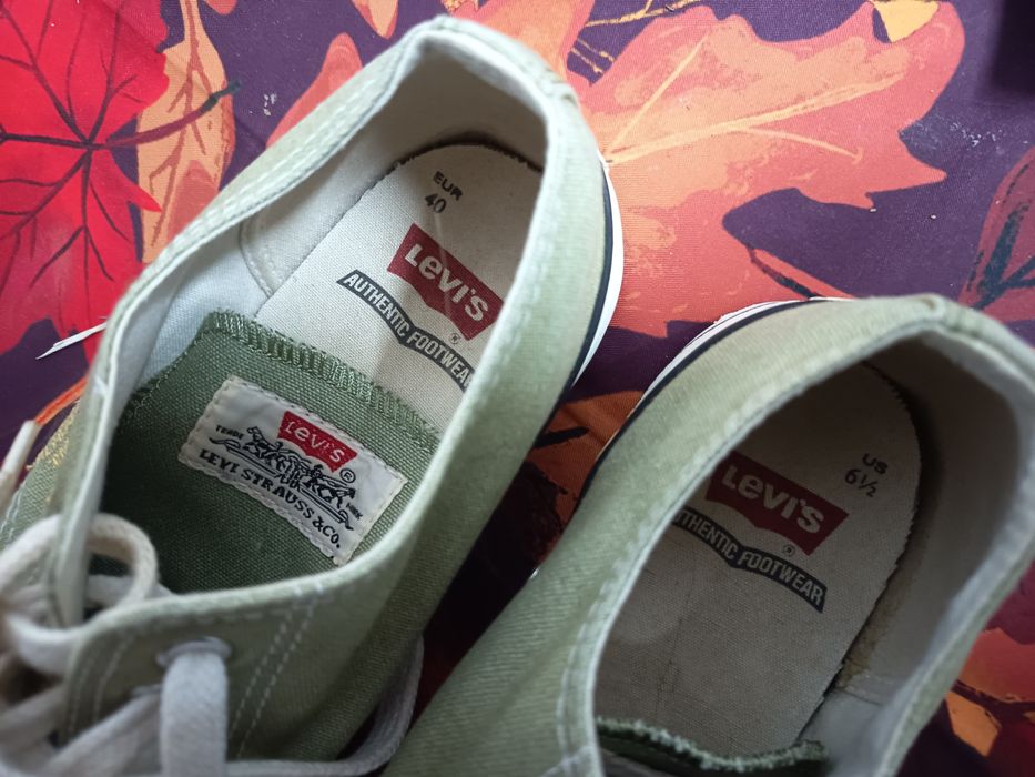 Sapatilhas Levi's 40