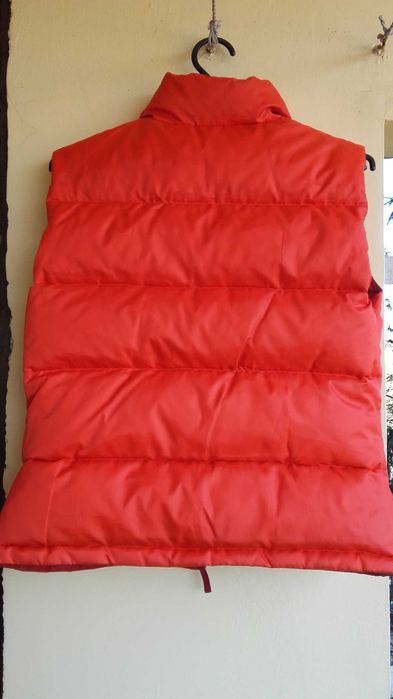 Bezrękawnik  kamizelka dwustronna roz M czerwona pomar. puch/pierze