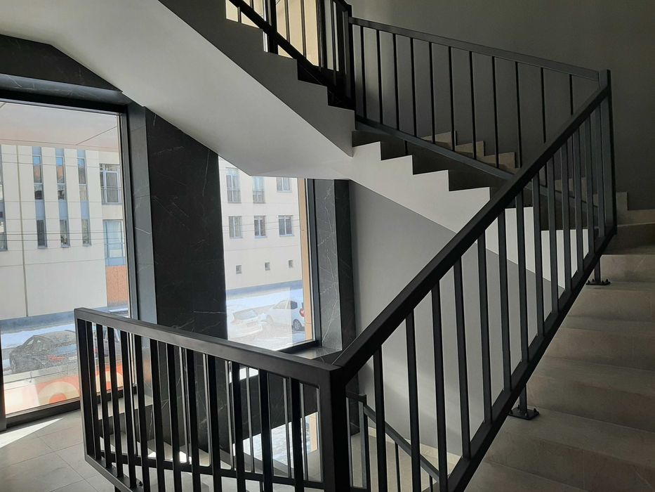 Продажа офисов 52-126 м2 в ЖК Жовтневый