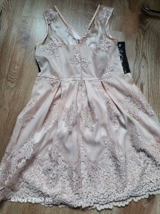 Piekna sukienka koronkowa xl.