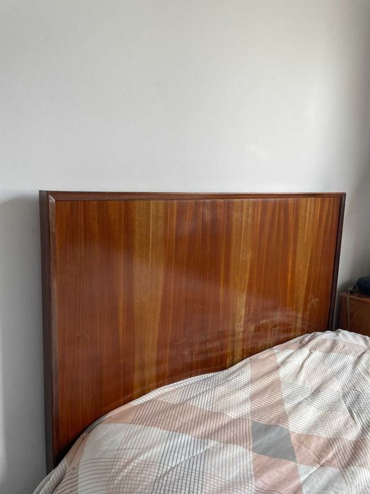 Cama corpo e meio ( para colchão 1,90 x 1,05)