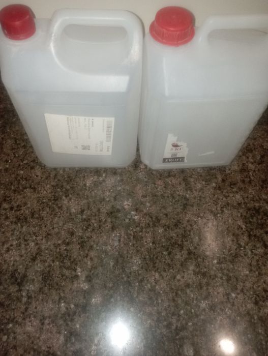 Канистри пластикові