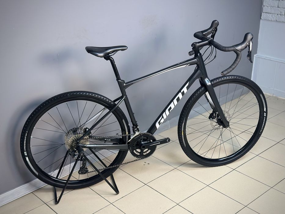 Гравел Giant Revolt M GRX