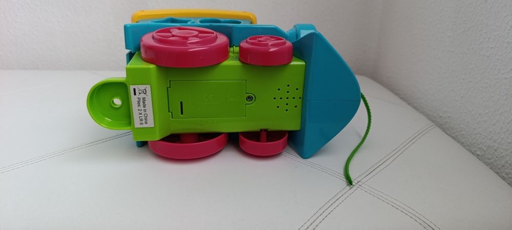 Comboio musical para bebé