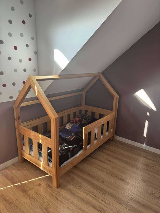 Usługi stolarskie - schody, drzwi, balustrady