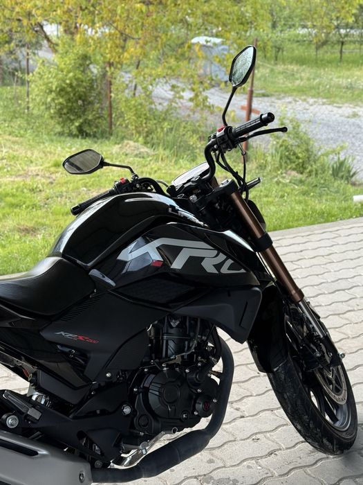 Lifan kps 200 чорний