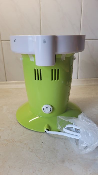 Urządzenie do mrożonych deserów Frozen Dessert Maker Tesco