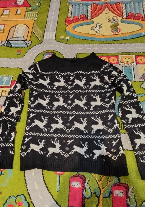 Шерстяний светр з оленями