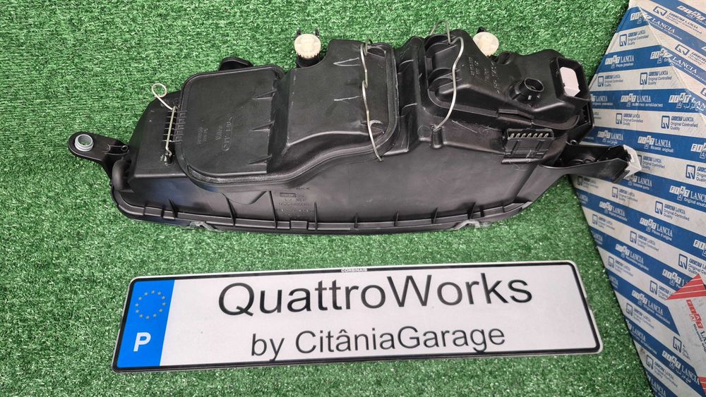 Otica Farol Direito Fiat Punto II 188 1999 a 2012 Ref. DX-677.18535 Original Fiat Valeo NOVO