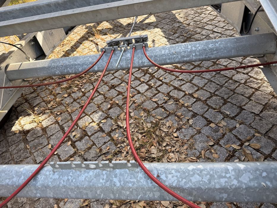 Atrelado de transporte basculante 3Toneladas de eixo duplo