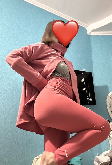 Костюм NIKE для беременных