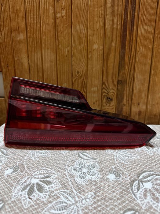 Задні ліхтарі Ауді А4Б9, дорест ,Америка, седан