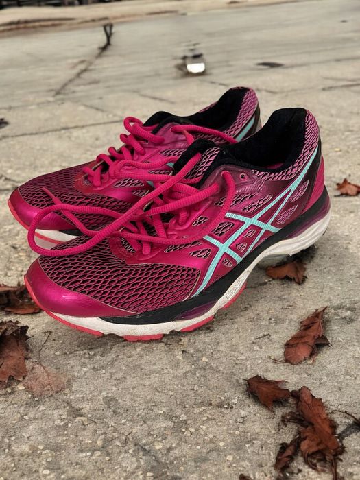 Asics Gel Cumulus 18 roz. 37 damskie buty do biegania