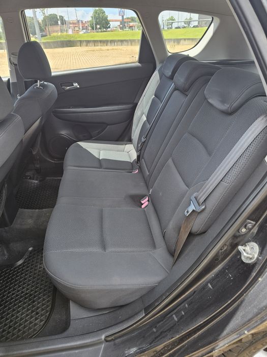 Hyndai i30 1.6crdi 115cv
