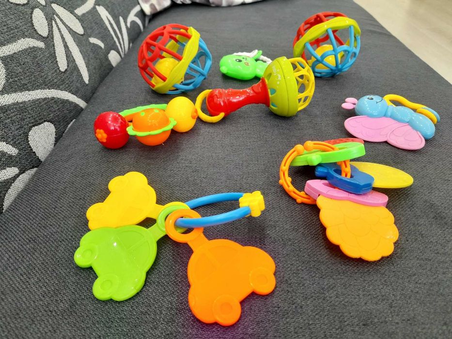 Іграшки - бряскальця - гризуни.