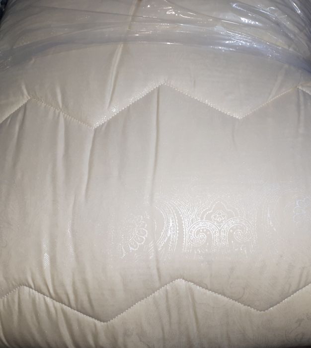 Одеяло из овечьей шерсти.Ковдра.
Фабричное тм"VLADI".