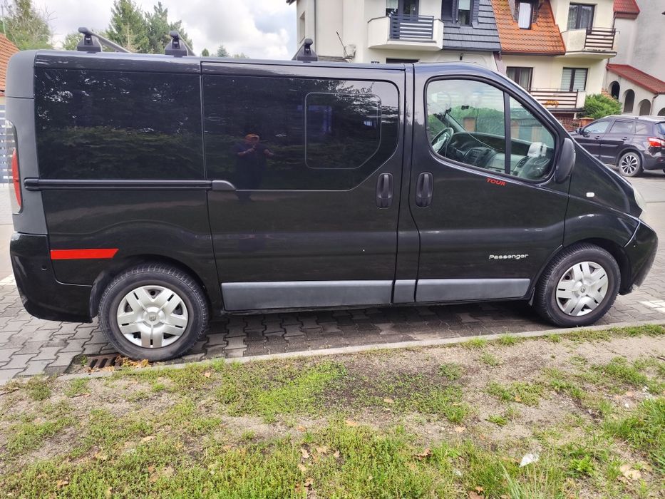 Renault Trafic Passenger 2.5 d.  2004 r.