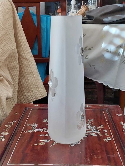 Vaso de Vidro Fosco Floral com Brilhos