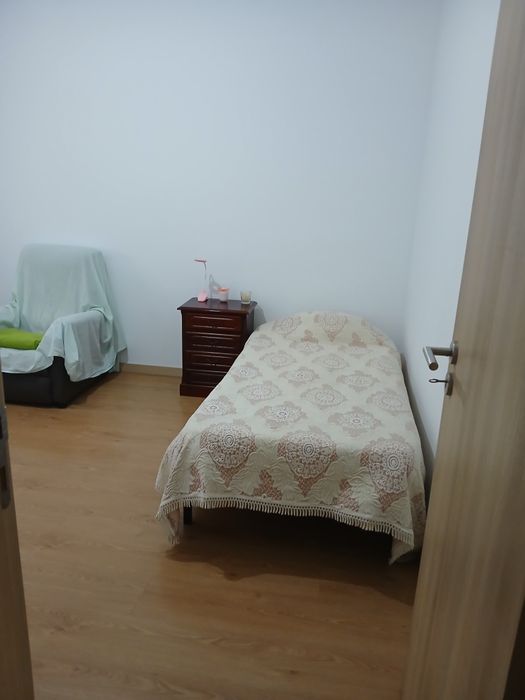 Casa familiar açeita senhora idosa