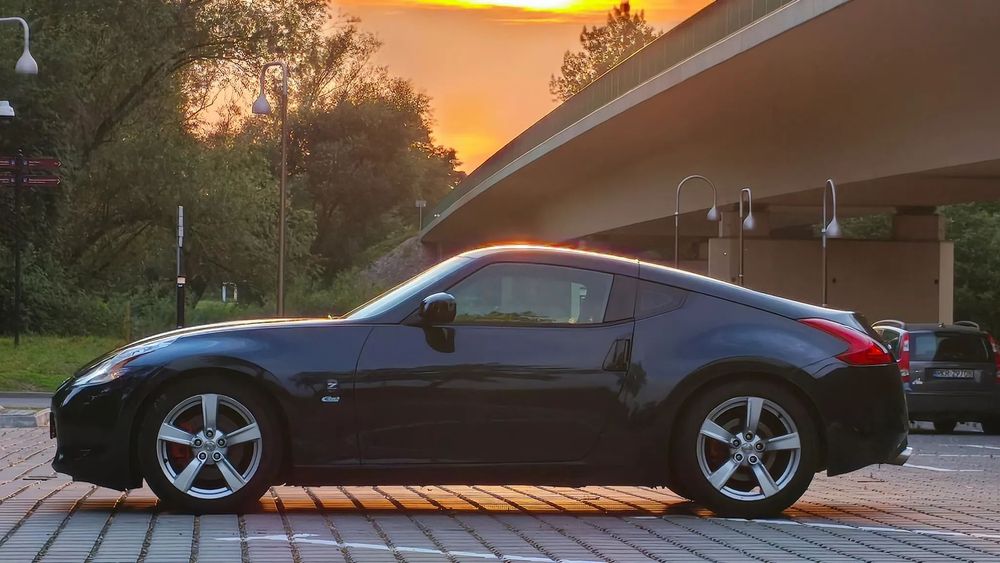 Nissan 370 Z Nissan 370z base