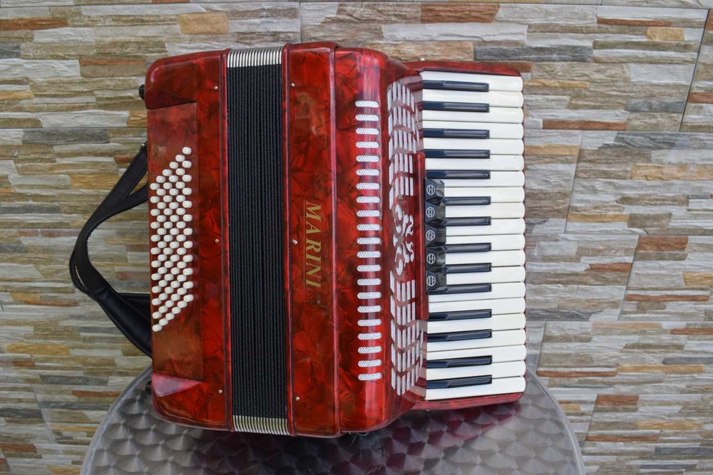 Acordeao Marini 3 Voz. N 124