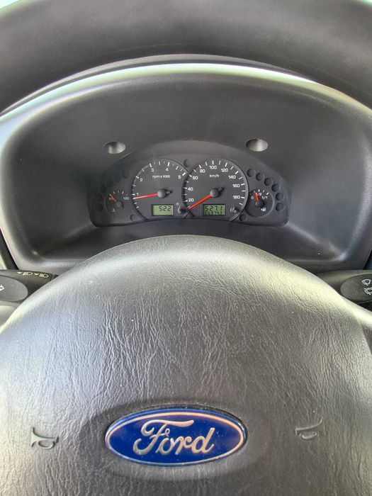 Autocaravana Ford 6 lugares