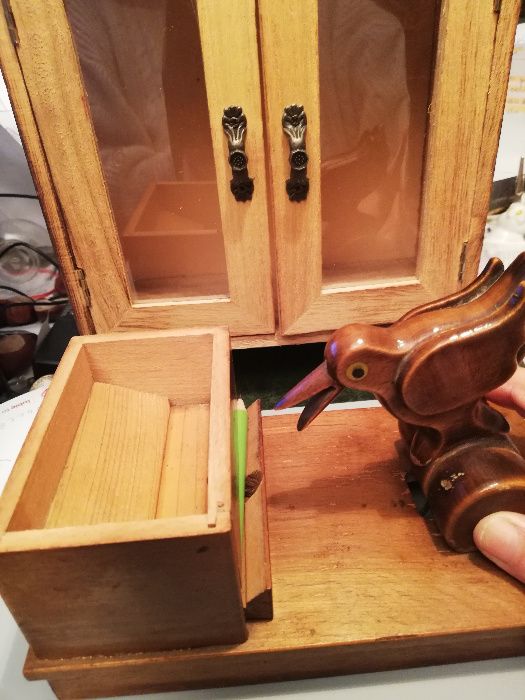 pojemnik z ptaszkiem na papierosy -vintage