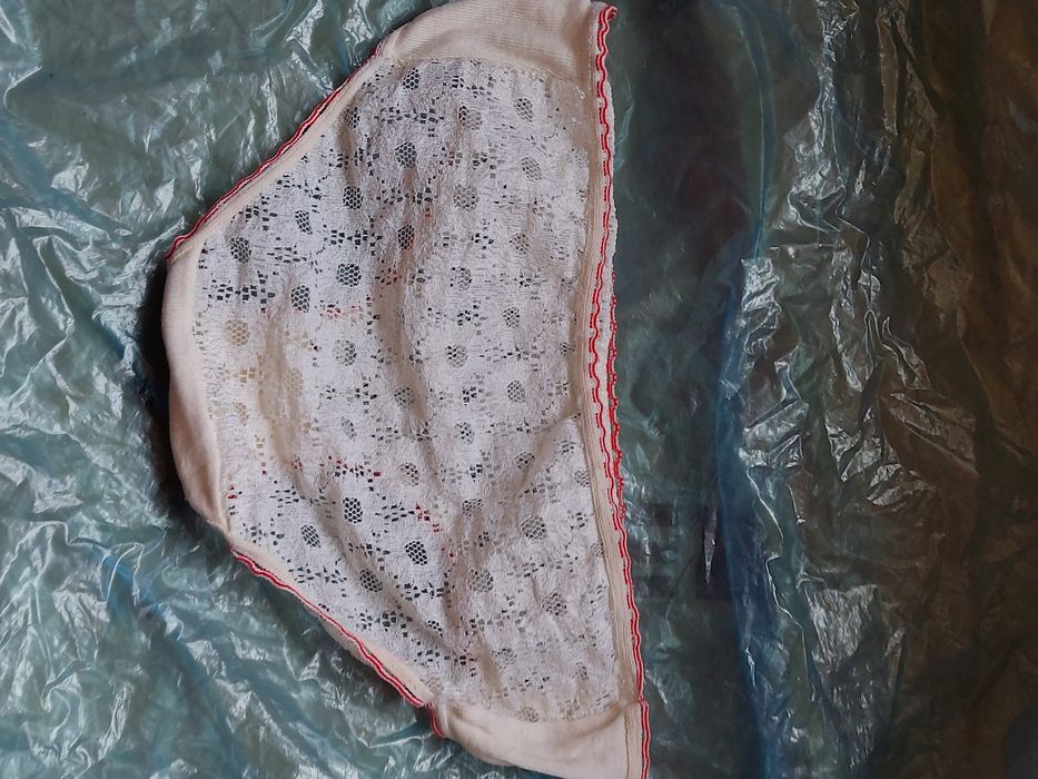 Stare majtki koronkowe damskie z czasów PRL rozmiar S /M