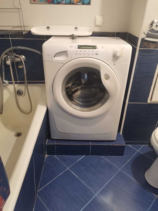 М."Лівобережна"-15 хвилин автобусом. Оренда 3-х кімнатної квартири.