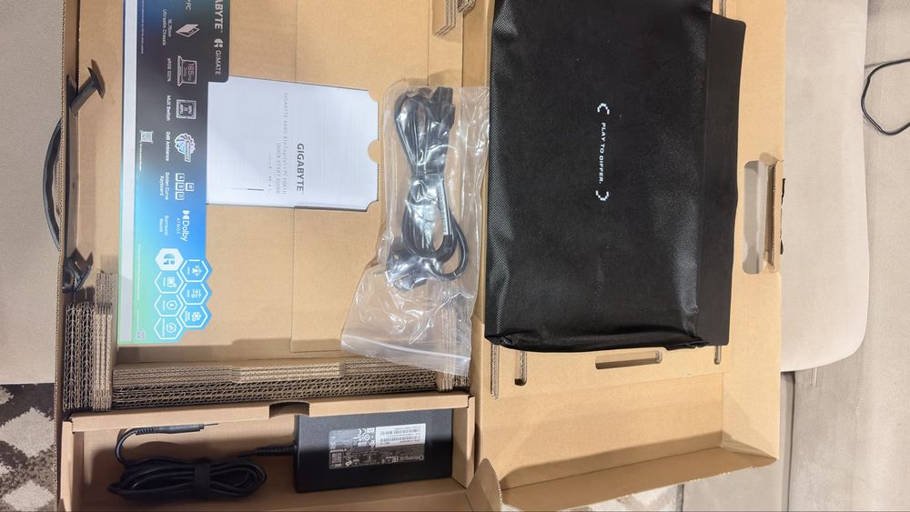 Gigabyte Aero x16 2025