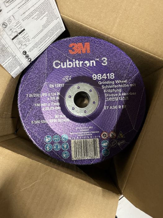 3M Cubitron 3 Tarcza do szlifowania 98418 P36+ T27 180mm x 7mm x 22,23