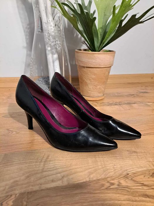 Czółenka ARIANE czarne klasyczne szpilki r. 38 eleganckie