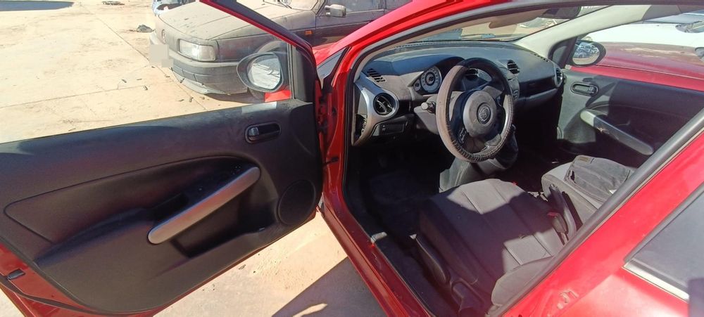 farolim traseiro direito mazda 2 berlina de