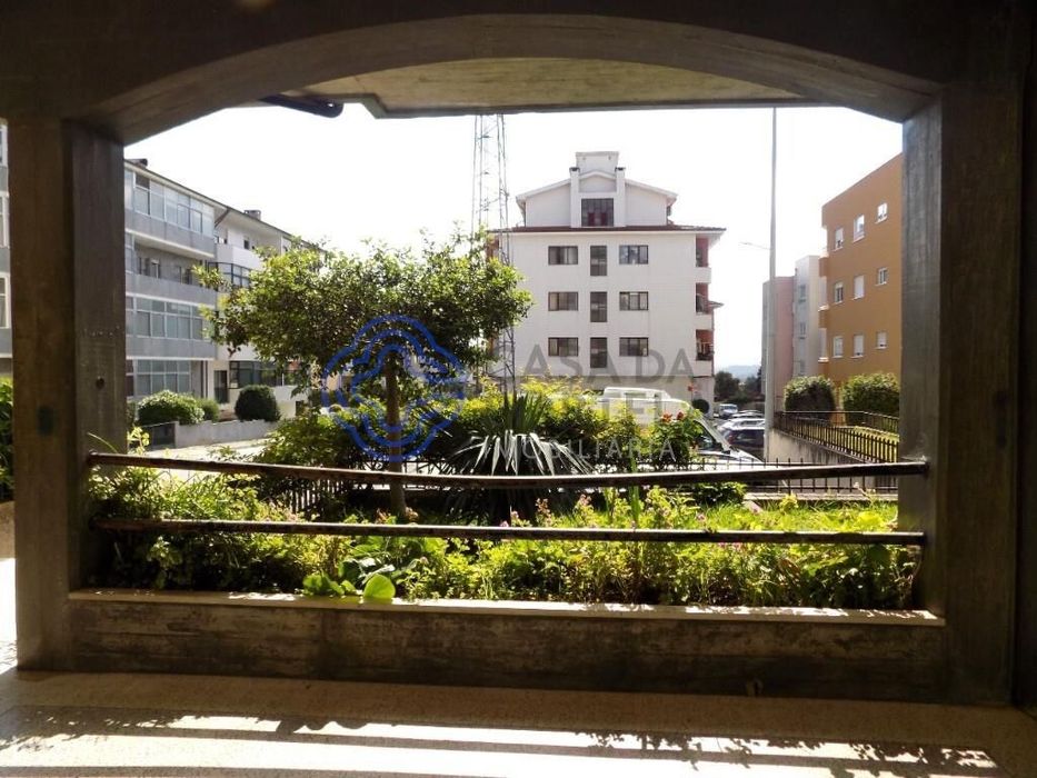 Loja para Venda-Próximo ao Metro, Hospital Santos Silva.