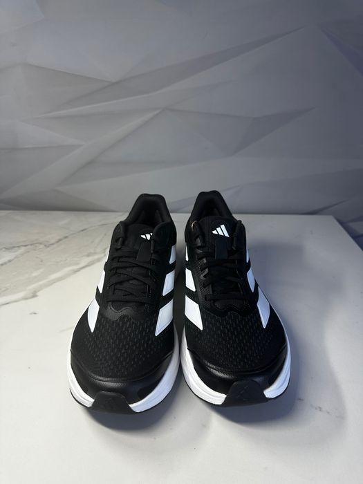 Adidas куплені в USA розмір 45р (29,5см) 43р(27,5 см)та 42р(26,5см)