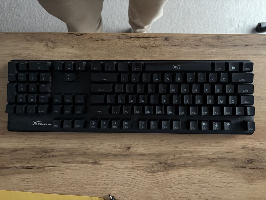 Klawiatura hyperx alloy origins