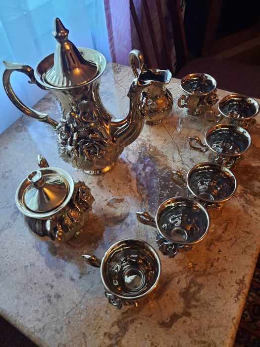 Чайный сервиз на 6 особ