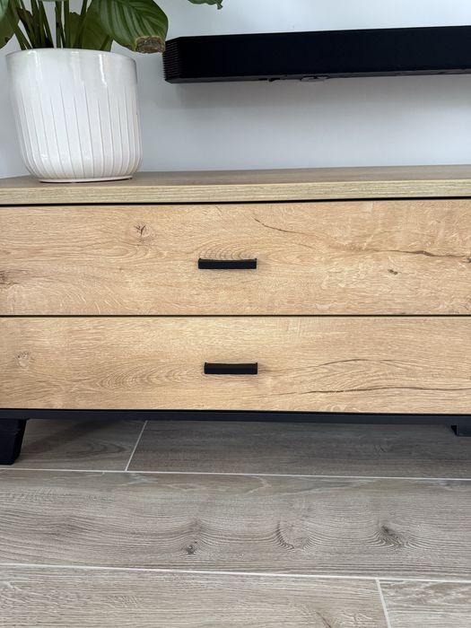 Szafka RTV TV pod telewizor