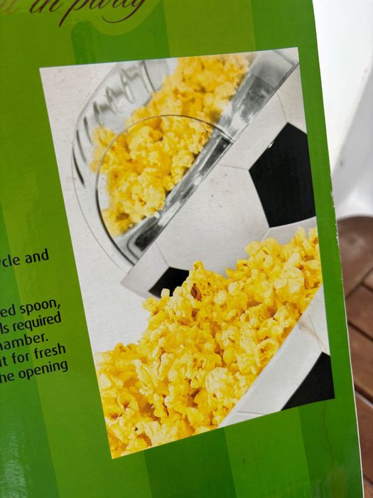 Pipoqueira - máquina de fazer pipocas