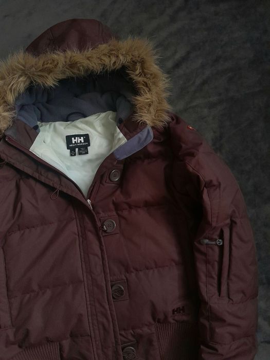 Пуховик Helly Hansen с мехом